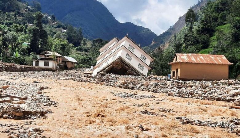 बाढीपहिरोको क्षतिबाट तीन अर्ब ७८ रुपयाँ बराबरको बीमा दावी बाढीपहिरोको क्षतिबाट तीन अर्ब ७८ रुपयाँ बराबरको बीमा दावी
