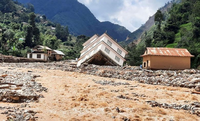 बाढीपहिरोको क्षतिबाट तीन अर्ब ७८ रुपयाँ बराबरको बीमा दावी बाढीपहिरोको क्षतिबाट तीन अर्ब ७८ रुपयाँ बराबरको बीमा दावी