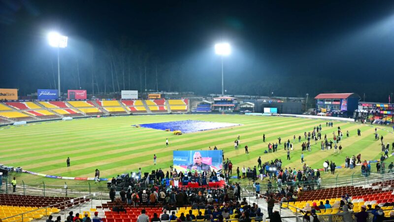 एनपीएलः काठमाडौं र सुदूरपश्चिम भिड्दै एनपीएलः काठमाडौं र सुदूरपश्चिम भिड्दै