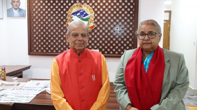 प्रधानमन्त्री कार्कीसँग एमाले र लोसपाका नेताहरुको छुट्टाछुट्टै छलफल