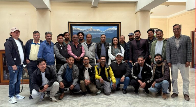 ‘नेपाल सिनेमाटोग्राफर एशोसिएसन’ गठन, अध्यक्षमा गौरीशंकर धुँजु ‘नेपाल सिनेमाटोग्राफर एशोसिएसन’ गठन, अध्यक्षमा गौरीशंकर धुँजु