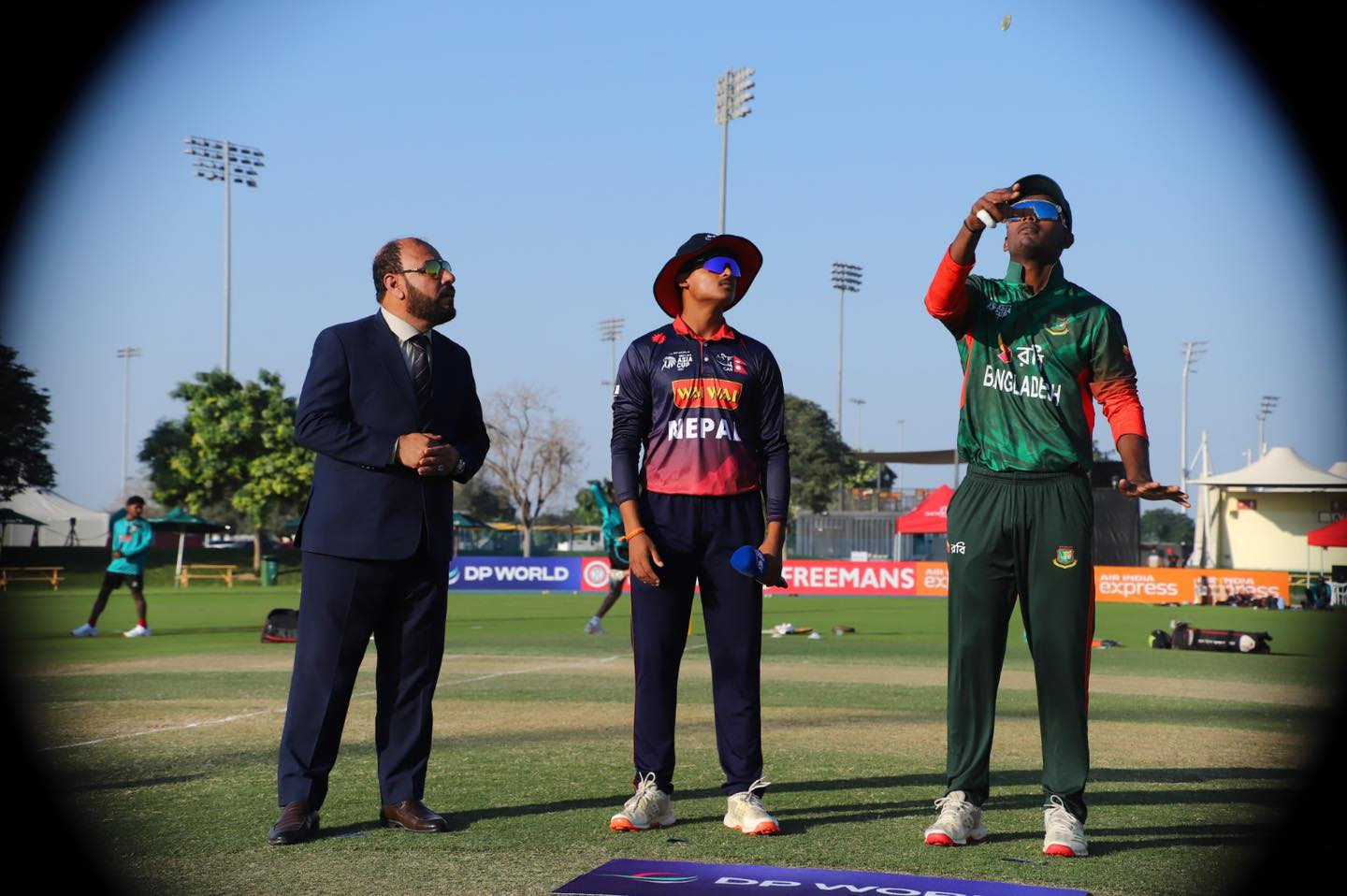 यु–१९ एसिया कपः नेपालले बङ्गलादेशविरुद्ध ब्याटिङ गर्दै