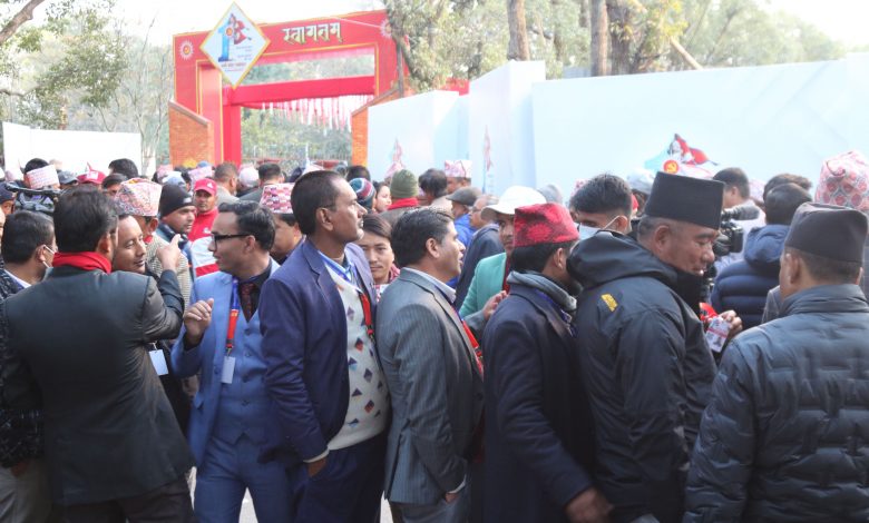 मतदानको गति सुस्त, ७ बजेसम्म ८ सय बढीले मतदान गरे