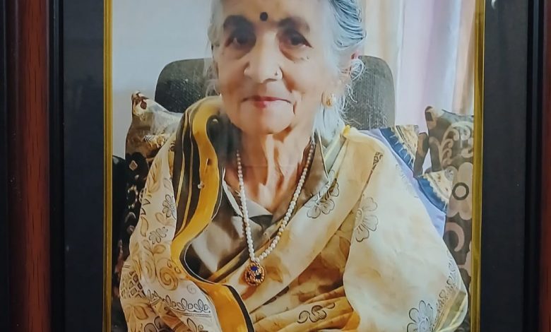 संघका अध्यक्ष दाहाललाई मातृशोक