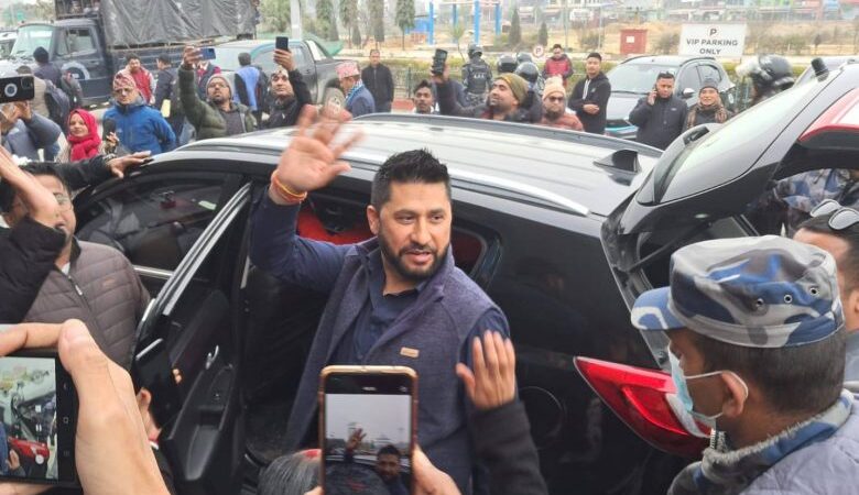 रास्वपा  सभापति रवि लामिछाने थुनामुक्त