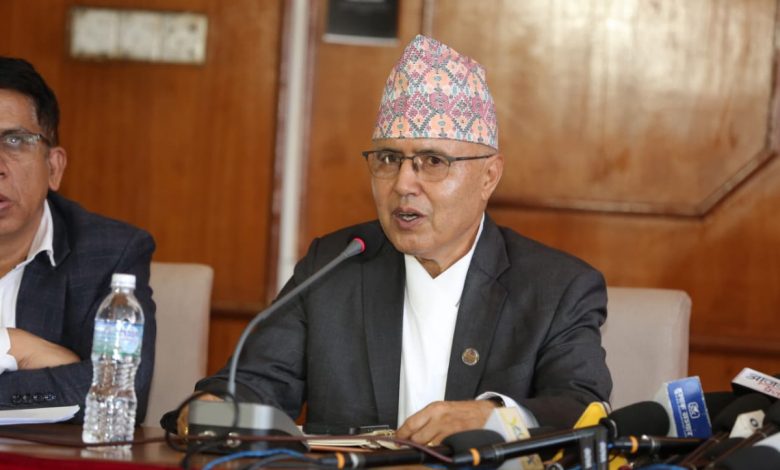 नेपाल–भारतबीचको सम्बन्ध बलियो र ऐतिहासिक छ : अर्थमन्त्री खनाल