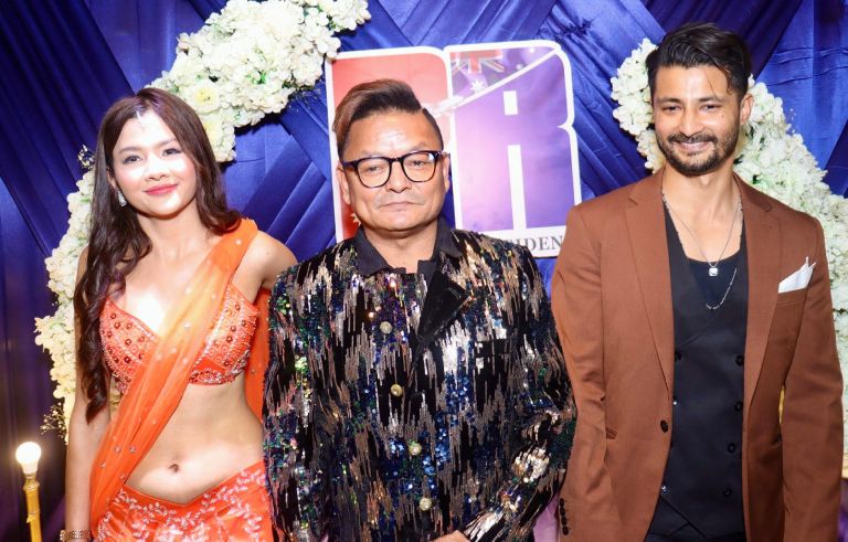 शोभितको ‘पीआर’ ग्राण्ड प्रिमियरमा सेलिब्रेटीको उत्साहपूर्ण उपस्थिति