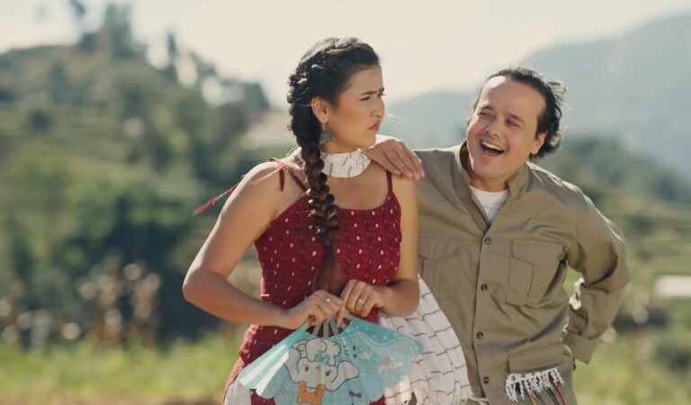 ‘फ्यान चल्यो घामको धुपैमा’ रोमान्टिक उदय र बिना