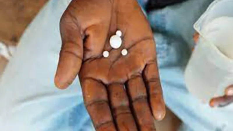 सर्लाहीमा चार लाखभन्दा बढीलाई हात्तीपाइलेविरुद्धको औषधि खुवाइने