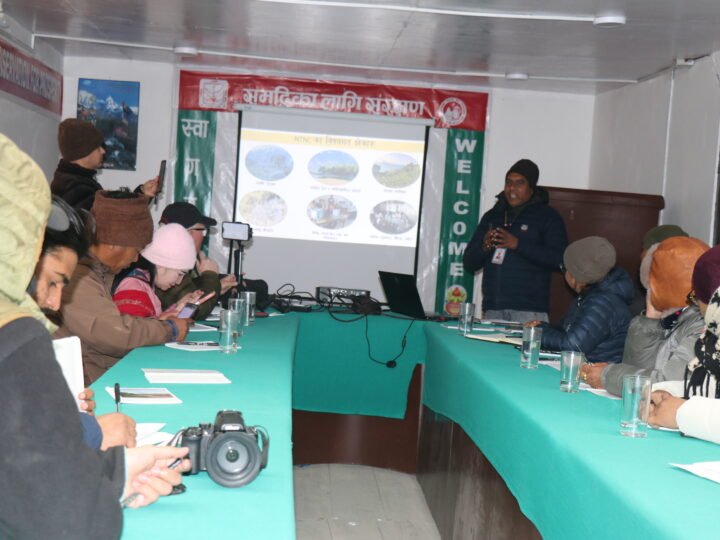 मुस्ताङमा एक्यापको अर्धवार्षिक प्रगति समीक्षा: हिउँ चितुवा व्यवस्थापन र पर्यटक वृद्धिलाई प्राथमिकता