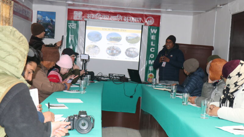 मुस्ताङमा एक्यापको अर्धवार्षिक प्रगति समीक्षा: हिउँ चितुवा व्यवस्थापन र पर्यटक वृद्धिलाई प्राथमिकता