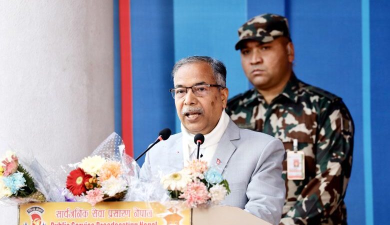 लोकतान्त्रिक मूल्यहरूको संरक्षण सार्वजनिक सेवा प्रसारणको प्रमुख दायित्व हो -उपराष्ट्रपति लोकतान्त्रिक मूल्यहरूको संरक्षण सार्वजनिक सेवा प्रसारणको प्रमुख दायित्व हो -उपराष्ट्रपति