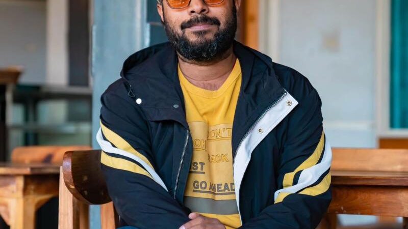 अभिनेता विजय बरालको गायनमा डेब्यु, ल्याए ‘विधिको शासन’