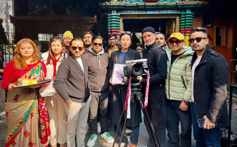 चलचित्र ‘फ्रेन्च किस’ शुभमुहूर्त | Celebrity Nepal