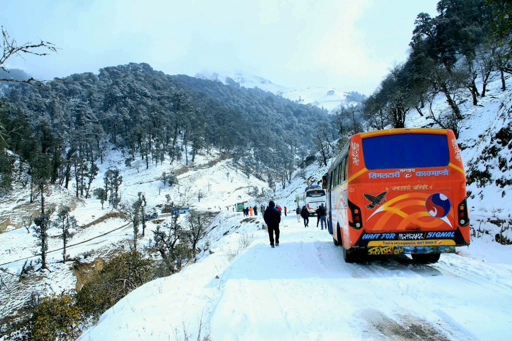 रूकुम पूर्वमा हिमपात- फोटो फिचर