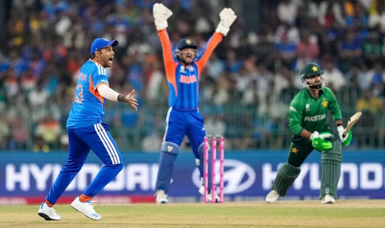 पाकिस्तानलाई हराउँदै भारत टी-२० विश्वकपको सुपर आठमा पाकिस्तानलाई हराउँदै भारत टी-२० विश्वकपको सुपर आठमा