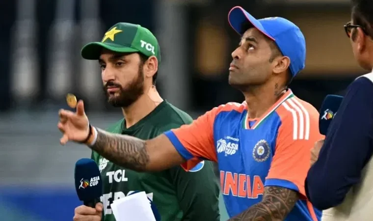 पाकिस्तानले भारतसँग टी–२० विश्वकप नखेल्ने