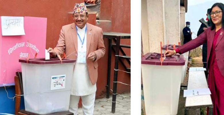 कार्यवाहक प्रमुख निर्वाचन आयुक्त र आयुक्तद्वयद्वारा मतदान