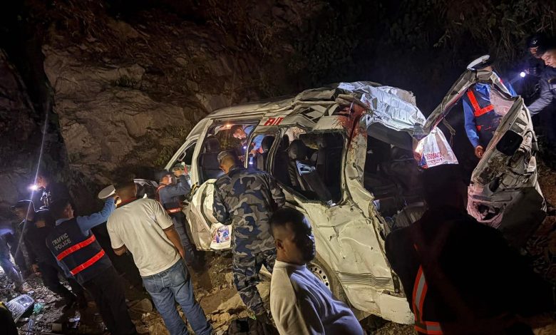 माइक्रो दुर्घटनामा मृत्यु हुनेको संख्या ७ पुग्यो, मृतक सबै भारतीय नागरिक माइक्रो दुर्घटनामा मृत्यु हुनेको संख्या ७ पुग्यो, मृतक सबै भारतीय नागरिक