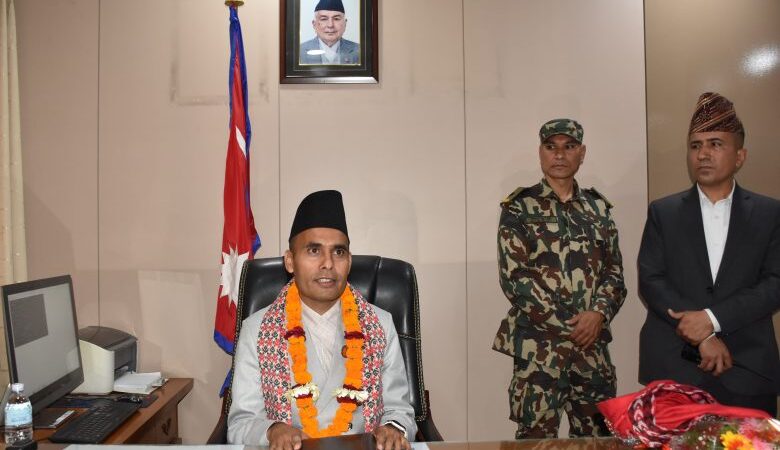 नवनियुक्त सञ्चारमन्त्री डा तिमिल्सिनाद्वारा पदभार ग्रहण