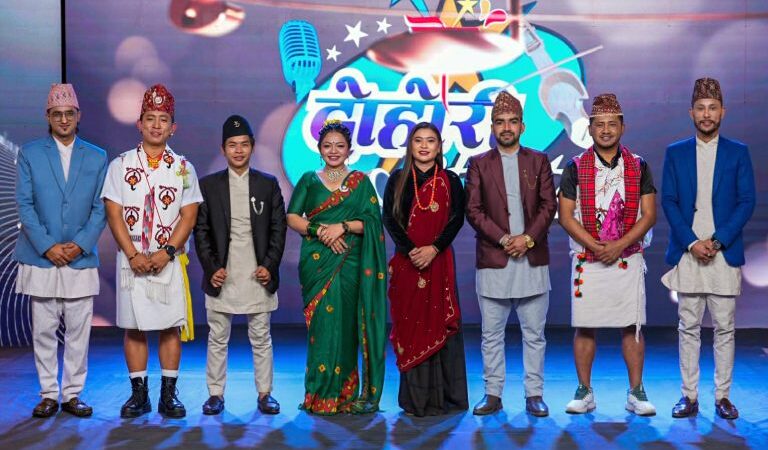 लोकदोहोरी स्टारमा छानिए उत्कृस्ट ८ लोकदोहोरी स्टारमा छानिए उत्कृस्ट ८