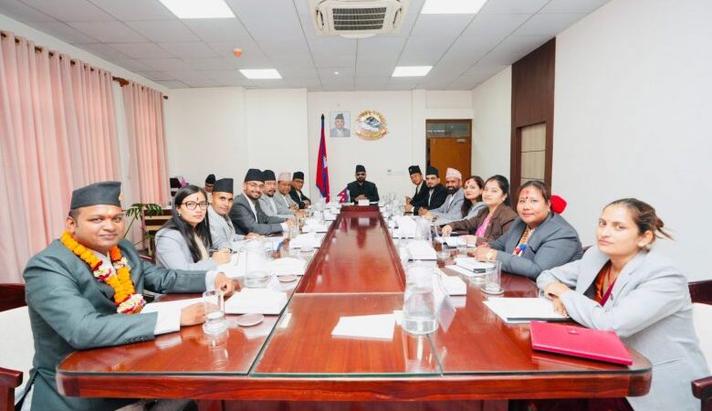 राजनीतिक दलसँग आवद्ध ट्रेड युनियन खारेज,शासकीय सुधारका १०० कार्यसूची सार्वजनिक(पूर्णपाठ)