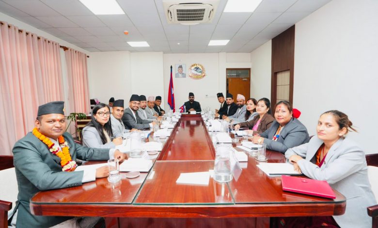 राजनीतिक दलसँग आवद्ध ट्रेड युनियन खारेज,शासकीय सुधारका १०० कार्यसूची सार्वजनिक(पूर्णपाठ)