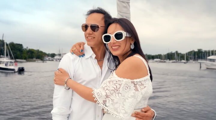 अमेरिकामा रहेका चिकित्सक दम्पतीको रोमान्टिक गीत ‘सधैं साथमा तिम्रो’ सार्वजनिक