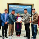 चलचित्र विकास बोर्डको संग्रहालयका लागि १७१ चलचित्र पोस्टर र १० पटकथा हस्तान्तरण