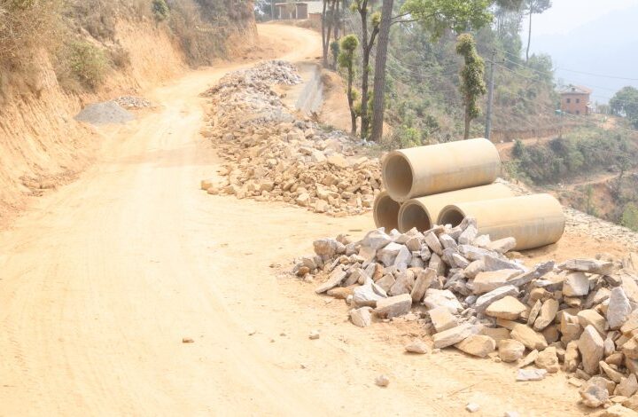 पाँच किमी सडक स्तरोन्नति गर्न आठवर्षपछि बल्ल बजेट