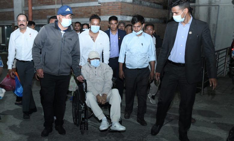 एमाले अध्यक्ष ओली टिचिङ अस्पतालबाट डिस्चार्ज