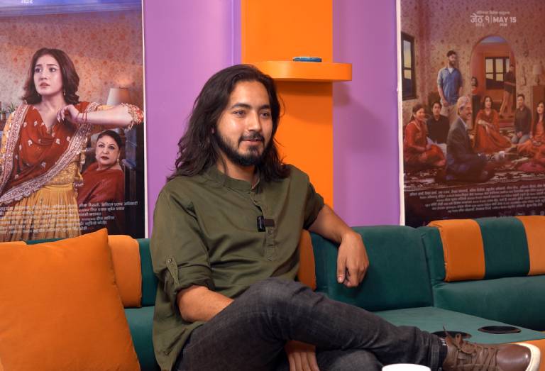 ५ वर्षको प्रतीक्षापछि ‘एक मुठ्ठी बादल’मा अविरलको डेब्यु