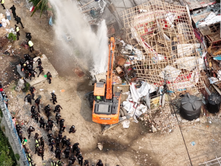 सुकुमवासी बस्तीका ६० प्रतिशत संरचना भत्काइयो