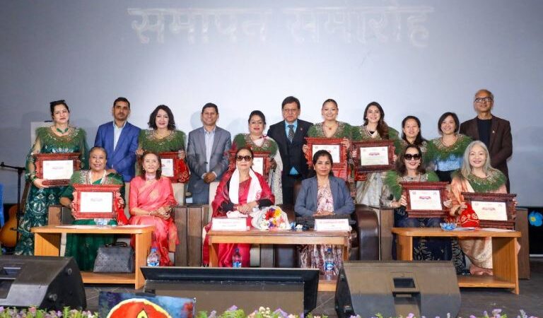 १० महिला चलचित्रकर्मीलाई ‘चलचित्रमा नारी सम्मान’ प्रदान