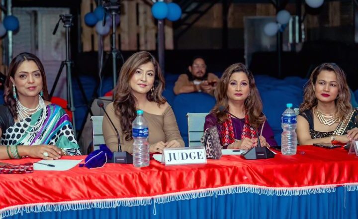 ‘ट्रेडिसनल डिजाइनर रनवे–२०२६’ : अस्मिता र महेन्द्र ‘मोडल अफ द इयर’