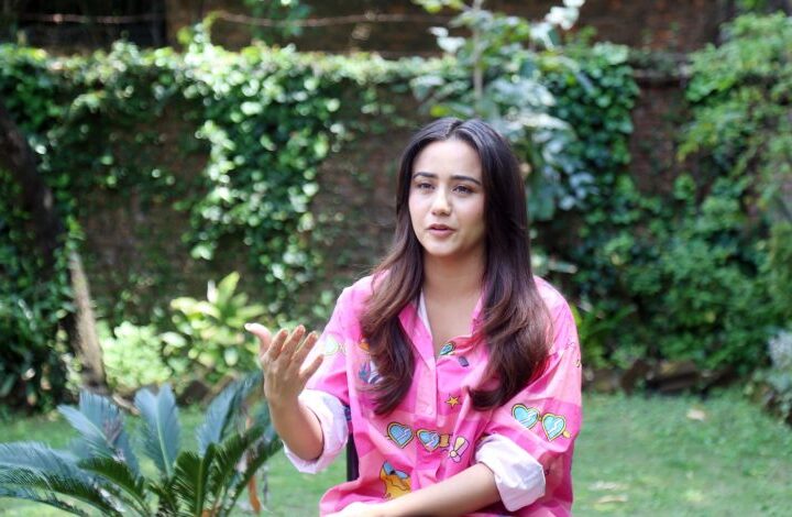 म भन्दा त्यो पात्र भिन्न हो-अभिनेत्री खड्का