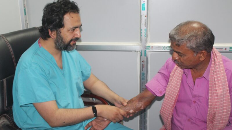 नबिल निःशुल्क जलन शिविरमा १५० जनाले लिए उपचार
