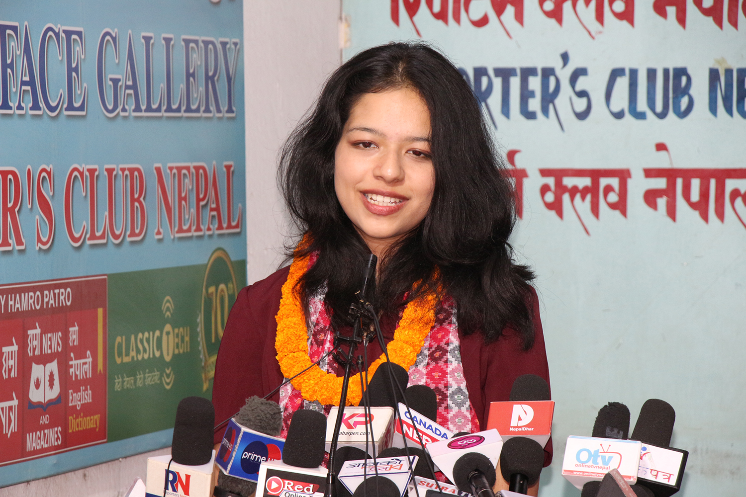 पलेशाले दिलाइन् नेपाललाई कास्य