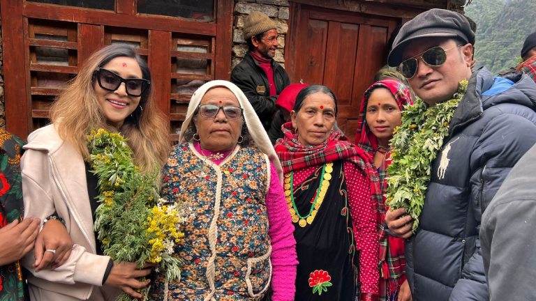 उत्तम र निरुताले सके ‘सारथी’को छायांकन