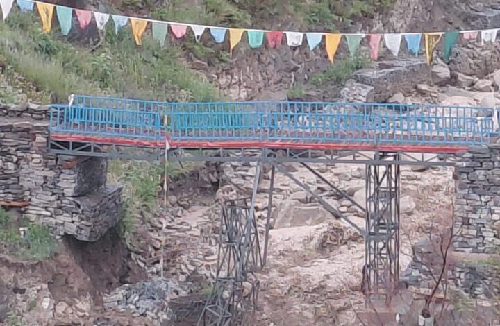 हुम्लाकाे तिल गाउँमा बाढी, गाउँ नै विस्थापित