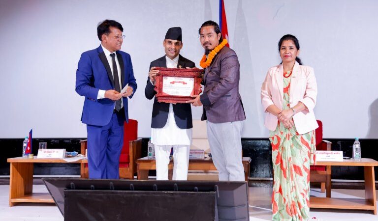 कमल एक्चै मगरको ‘बाछिटा’ले जित्यो नगद एक लाख पचास हजार