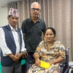निर्देशक सन्तोषले चलचित्र जाँचपासबाट प्राप्त भत्ता कलाकार थापाको उपचारमा सहयोग