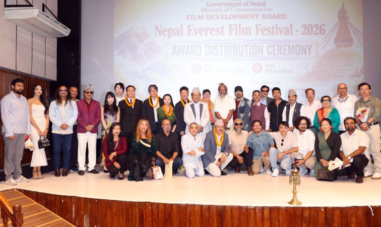 ‘एन्जिला’ उत्कृष्ट चलचित्र बन्दै ४ हजार डलरको अवार्ड जित्यो