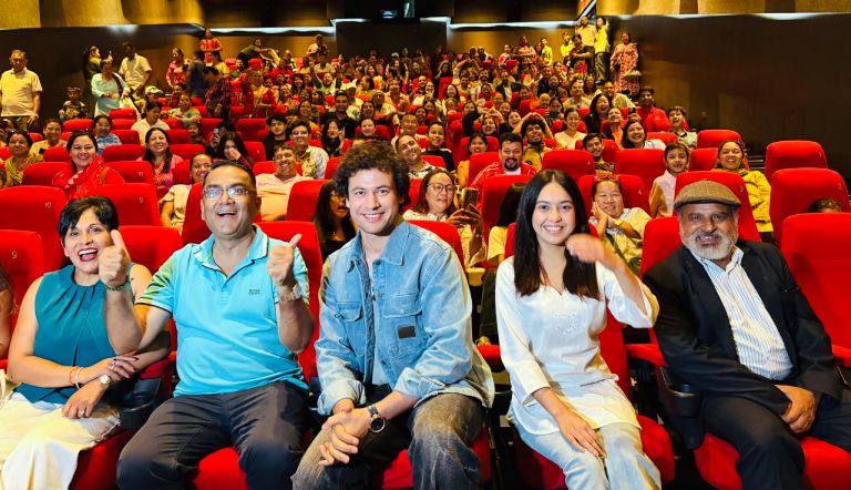 ‘गौँथली’लाई दर्शकको साथ, सिनेमाका दृश्य सामाजिक सञ्जालमा सार्वजनिक नगर्न निर्देशक रिजालको आग्रह ‘गौँथली’लाई दर्शकको साथ, सिनेमाका दृश्य सामाजिक सञ्जालमा सार्वजनिक नगर्न निर्देशक रिजालको आग्रह