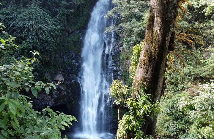 आहा, यस्तो पो झरना !