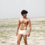 ‘महाराजधिराज’का लागि पुष्प खड्काको गजबको ट्रान्सफर्मेसन, सार्वजनिक भयो सिक्स प्याक बडी