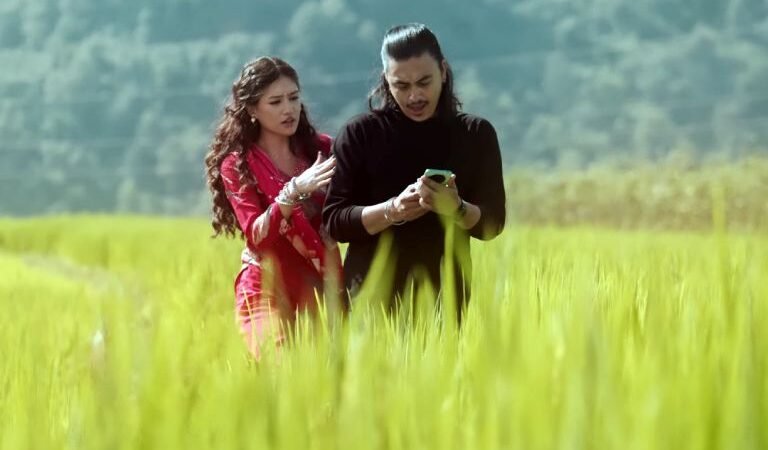 ‘आ बाट आमा २’ को टिजरमा पल, विपना र मलिकाको भावुक कथा