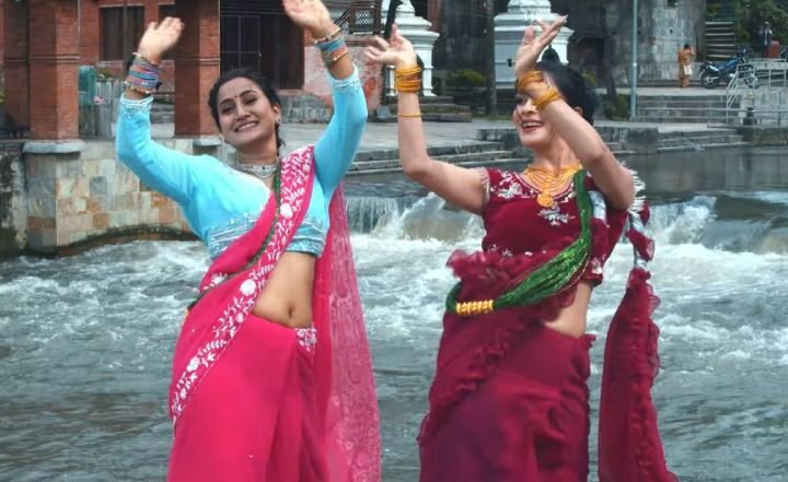 ‘माईतीको आँगन’ मा पोखियो विधवा आमालाई सम्झिँदै छोरीको पीडा