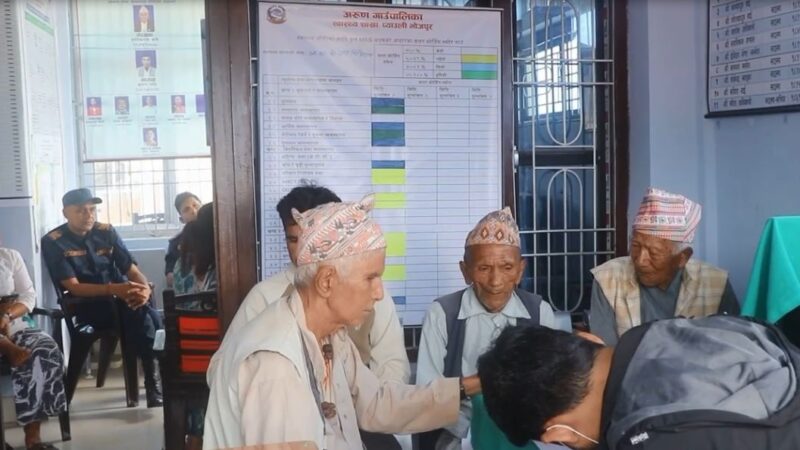 भोजपुरका दुर्गम भेगमा निःशुल्क स्वास्थ्य शिविर