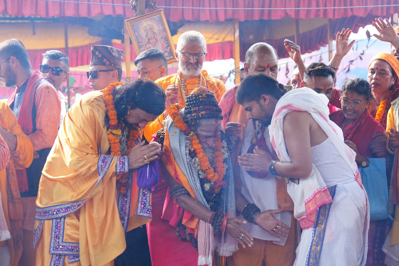 कोटिहोममा यज्ञको पूर्णाहुति, फाउन्डेसनलाई पोखराको २ रोपनी जग्गा दान कोटिहोममा यज्ञको पूर्णाहुति, फाउन्डेसनलाई पोखराको २ रोपनी जग्गा दान